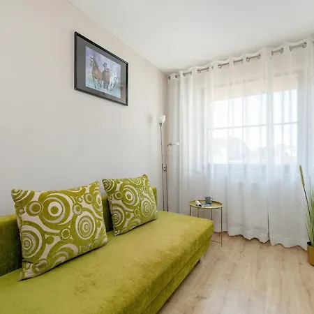 Z 2 Sypialniami W Kolobrzegu 12 Minut Spaceru Od Plazy By Renters Apartman